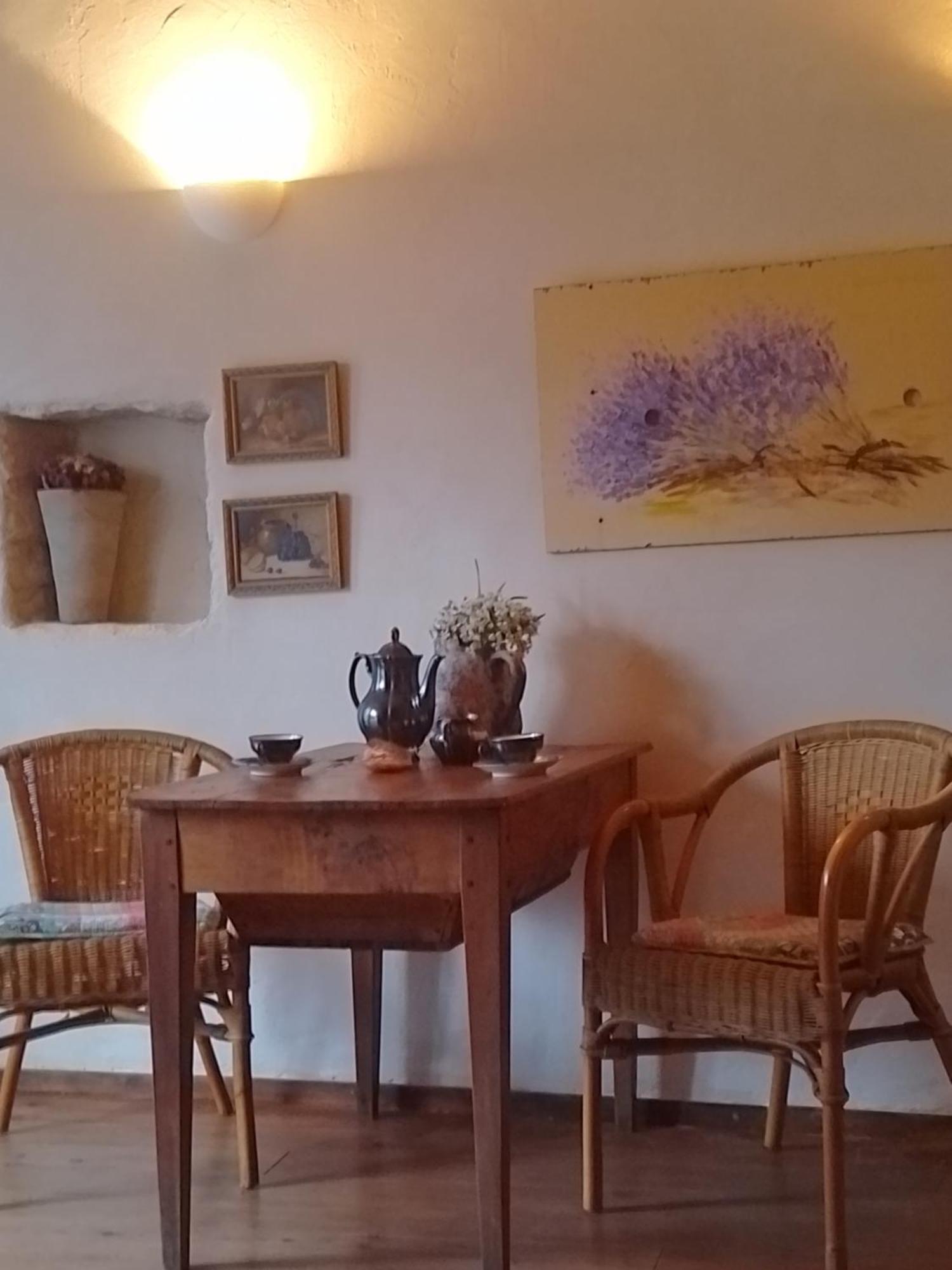 Bed and Breakfast Bastida De Beata à Noailles  Extérieur photo